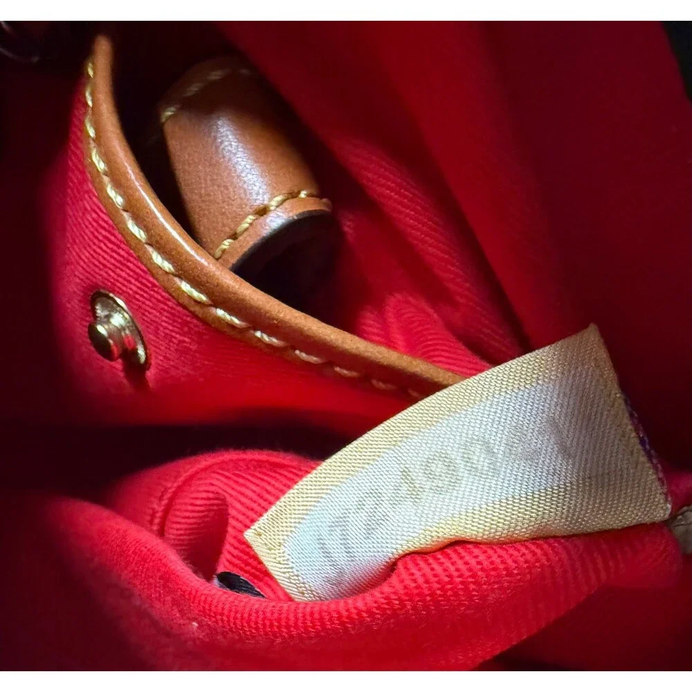Genuine Dooney and Bourke Zip Crossbody Bag in Hot Pink MSRP $218.00 like new
